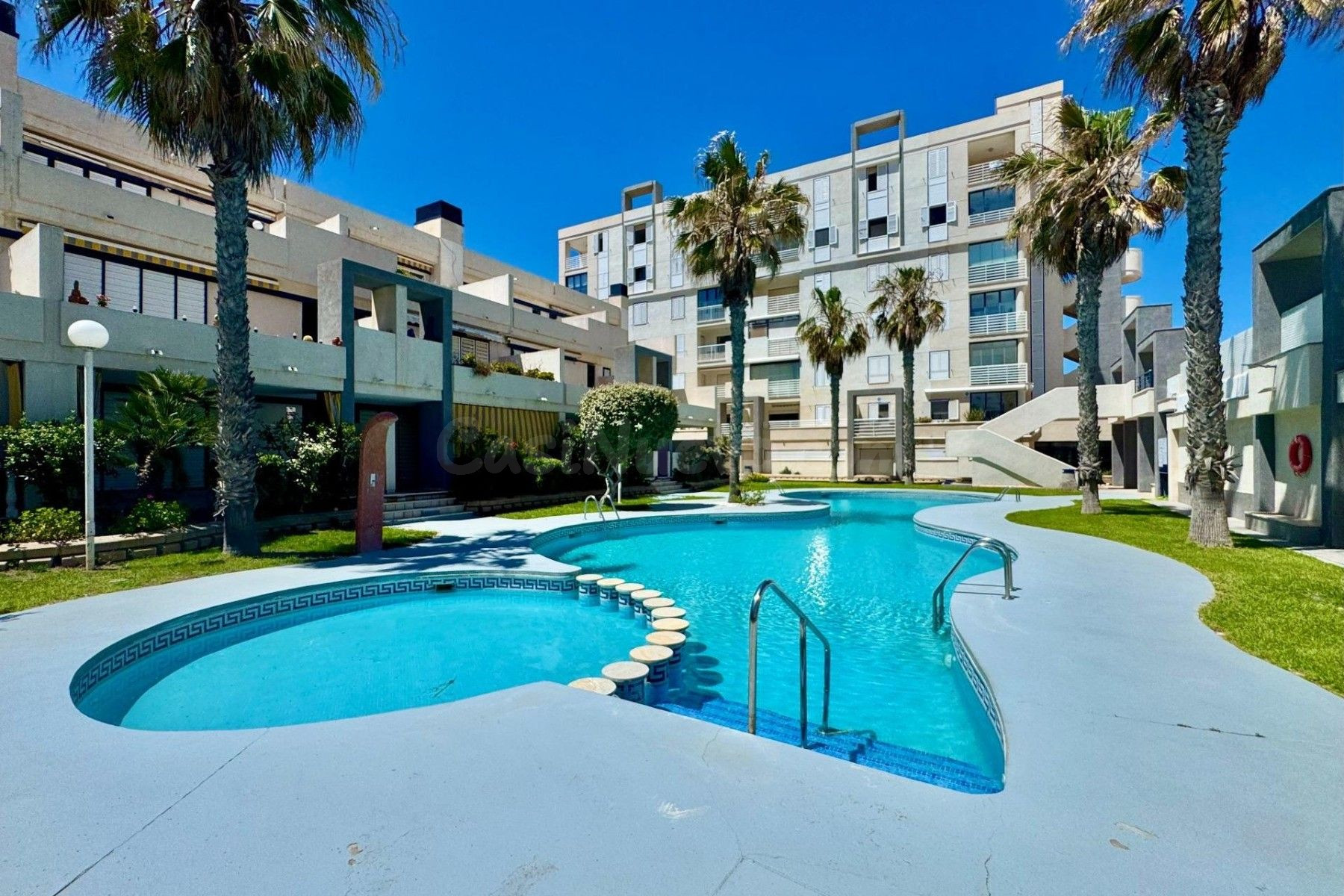 APARTAMENTO DE 2 DORMITORIOS 1 BAÑO EN TORREVIEJA (LA MATA) - foto 2