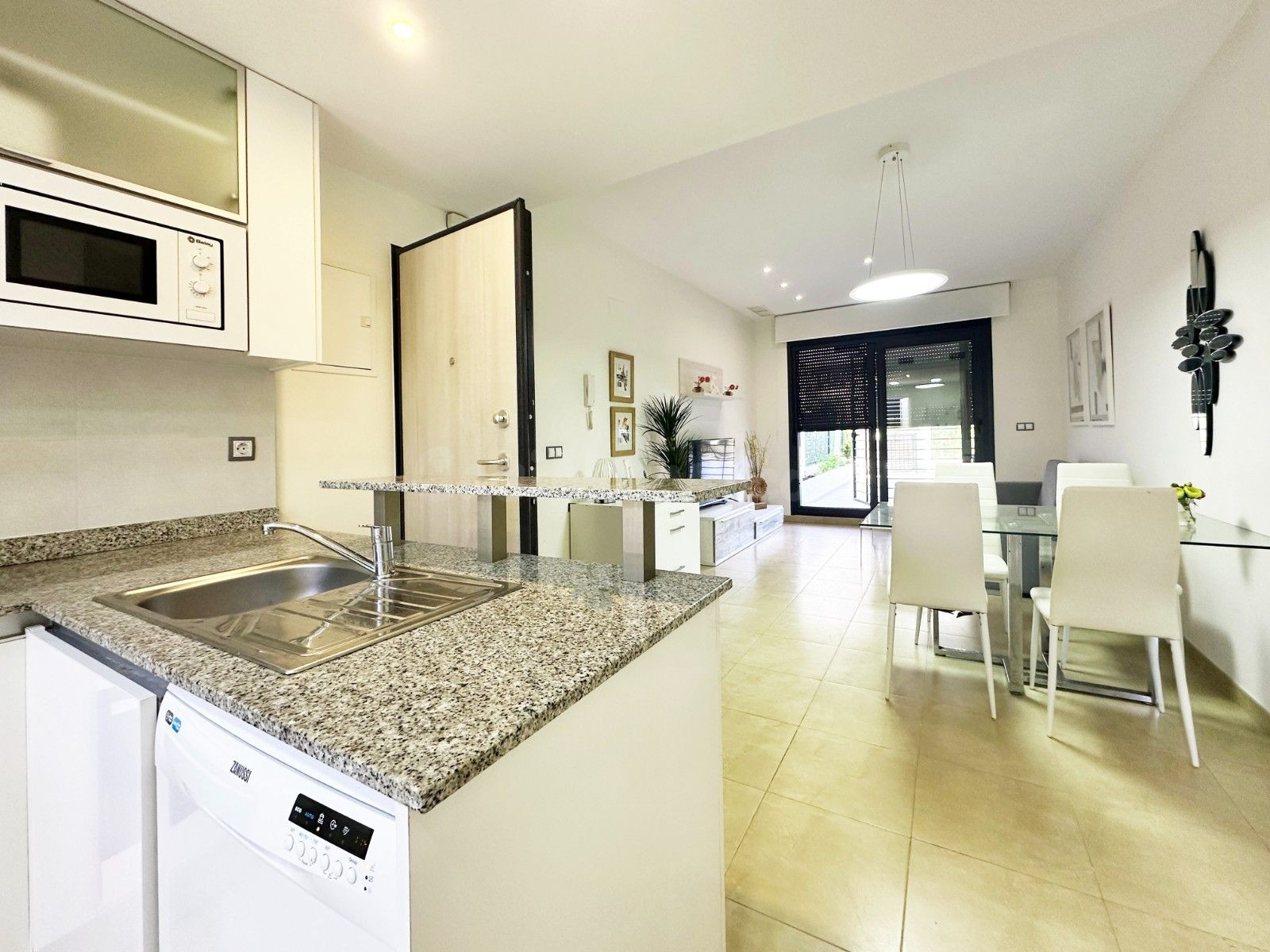 Apartamento de 2 dormitorios 1 baño en Arenales de Sol  ( Sa - foto 3