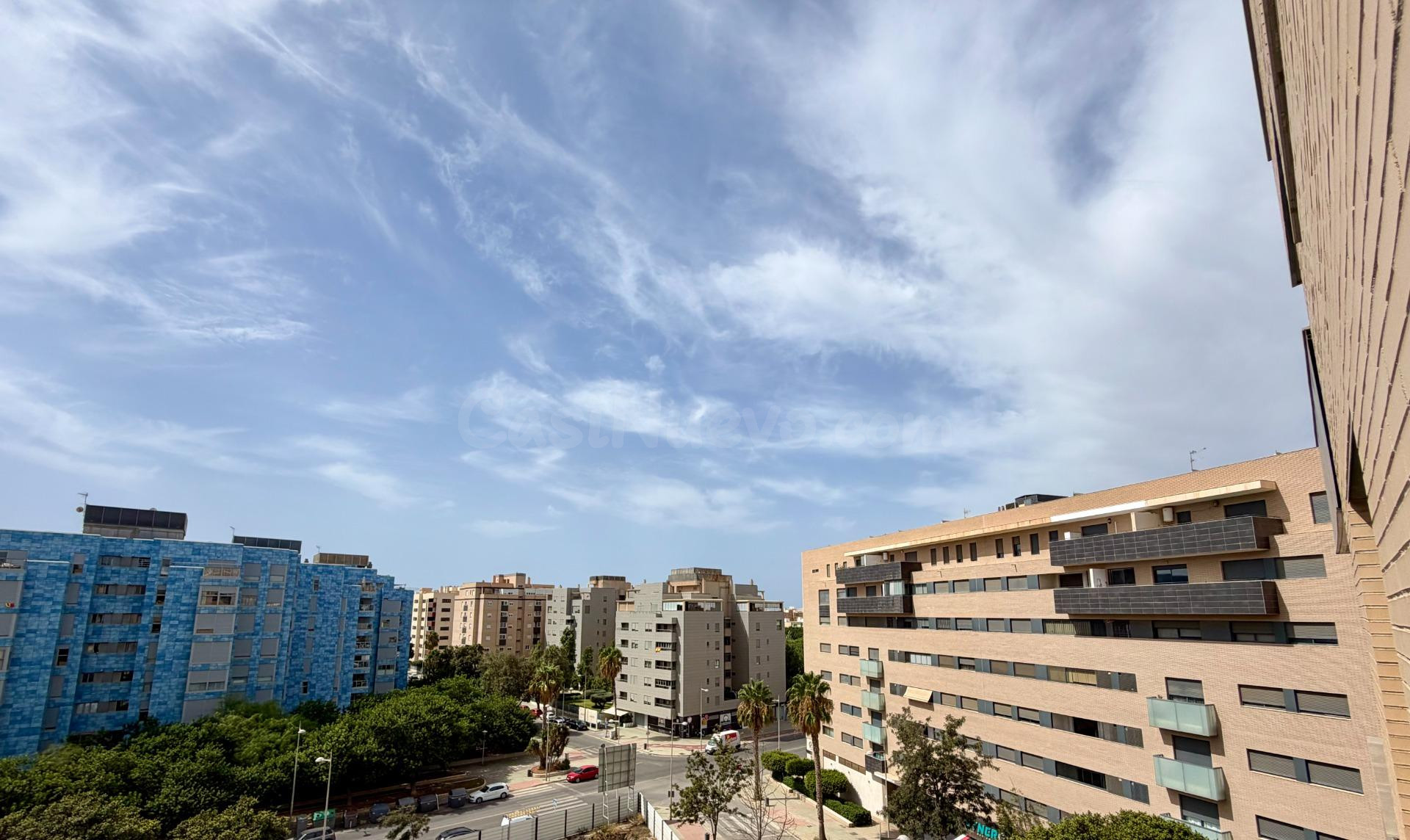 Exclusivo apartamento con piscina, gimnasio, sauna, garaje y - foto 4