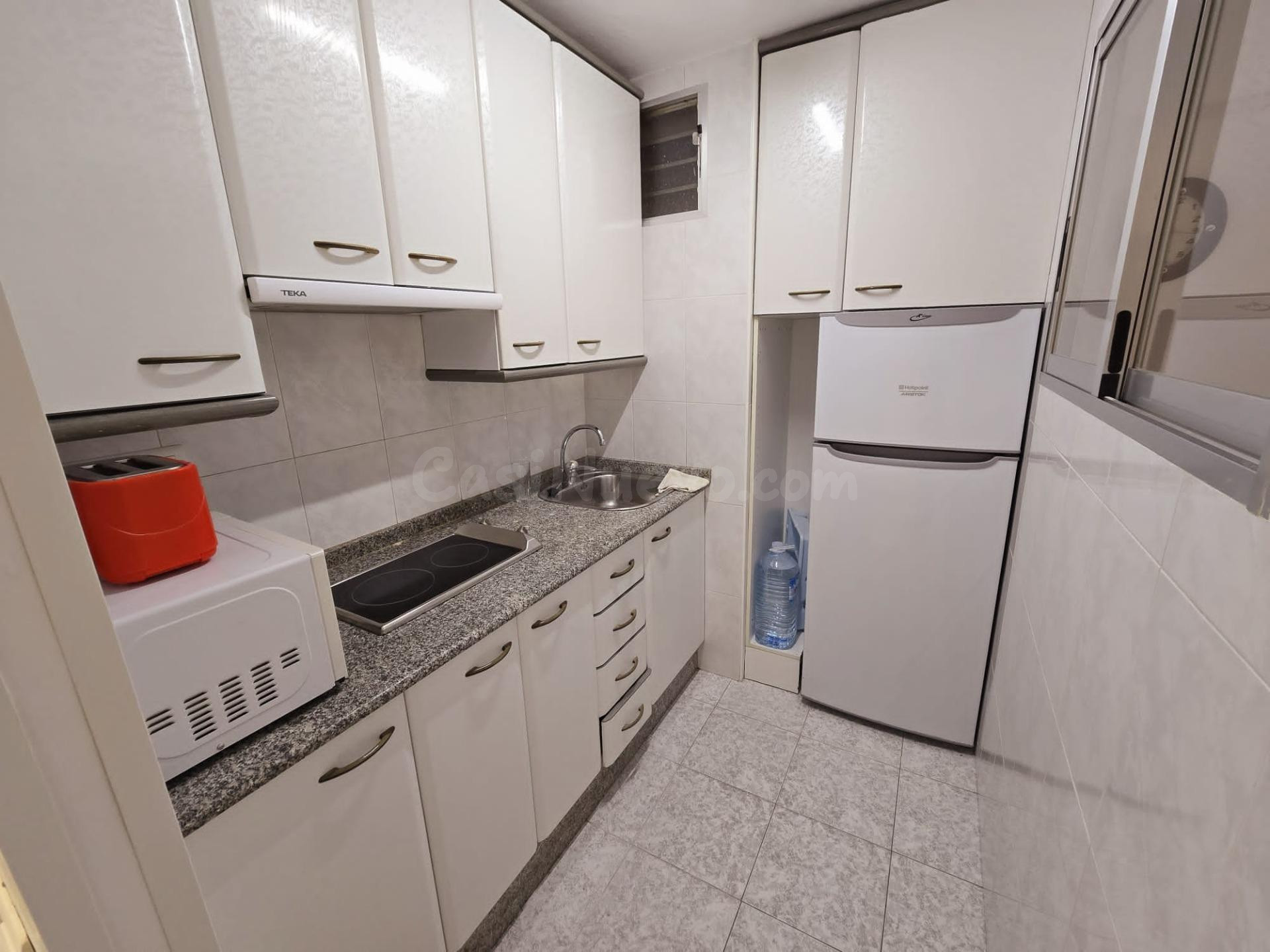 Apartamento en Benidorm en venta con inquilino y rentabilida - foto 4