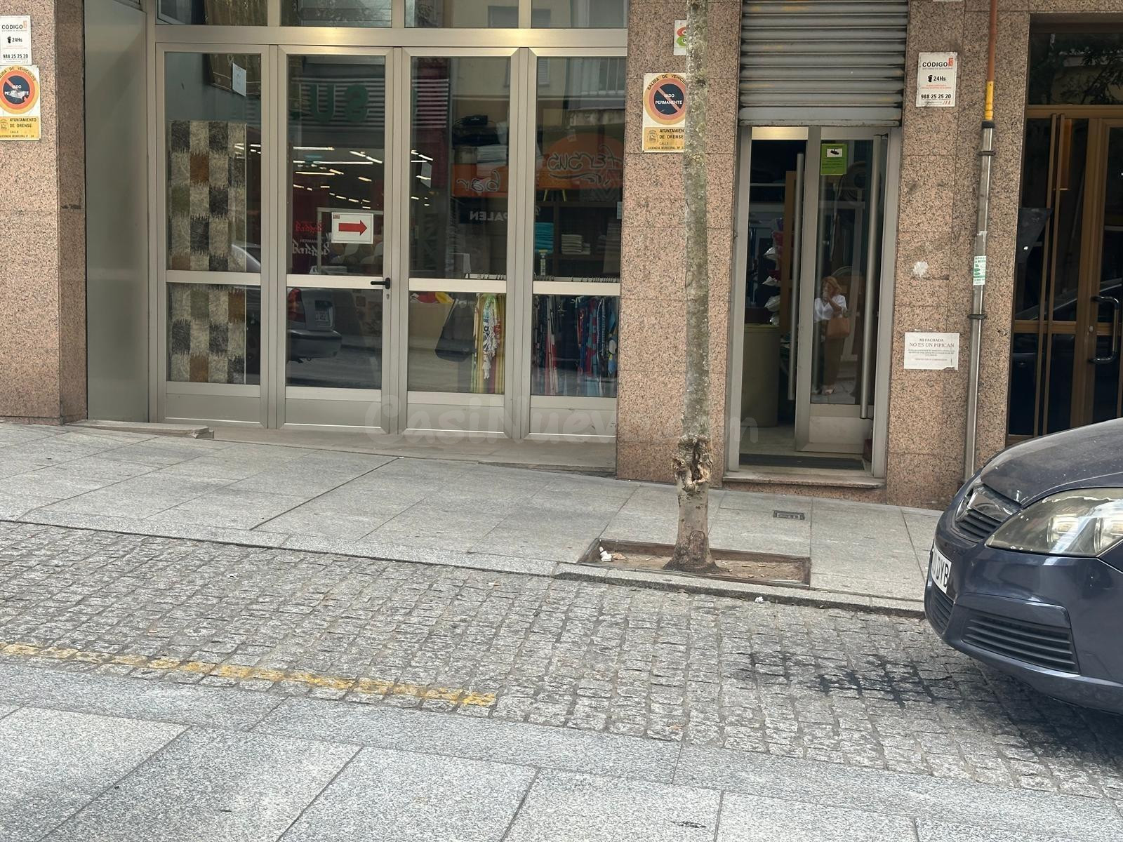 Venta Local Comercial Couto - foto 2