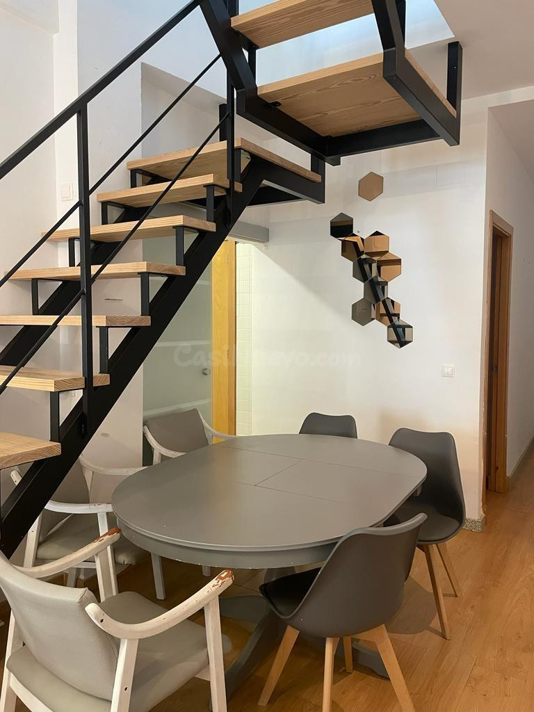Dúplex 3 habitaciones 95m² en alquiler - CENTRO - foto 3