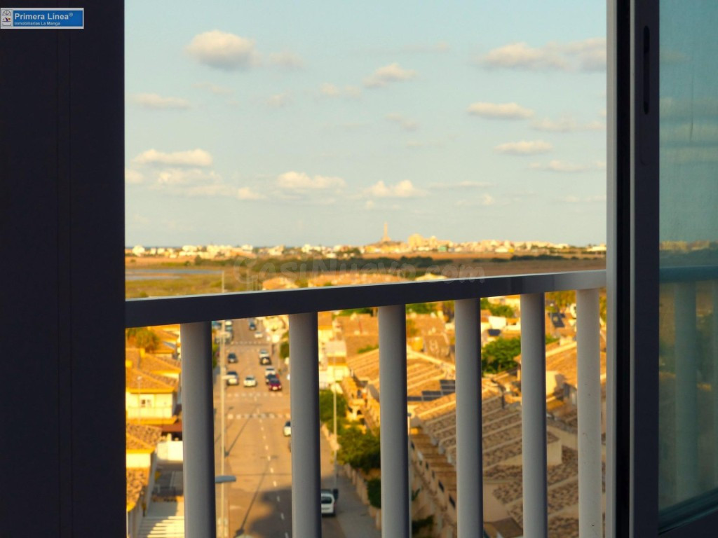 Venta de apartamento de 2 dormitorios en Playa Honda - foto 5
