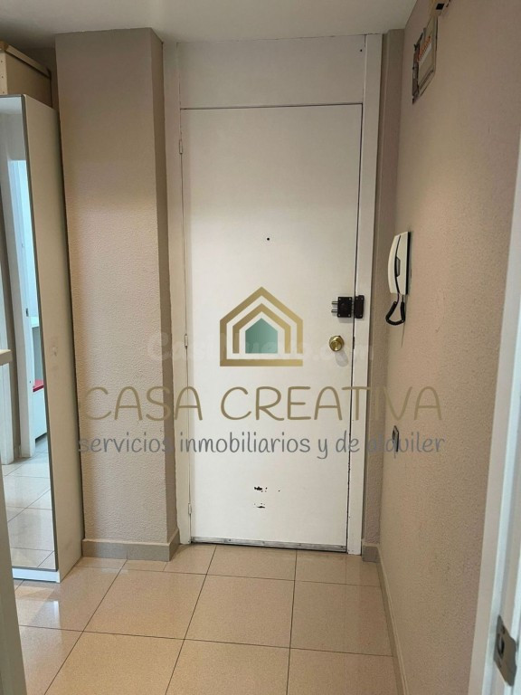 APARTAMENTO EN ALQUILER JUNTO A CLÍNICA QUIRÓN Y JARDÍN DE M - foto 5