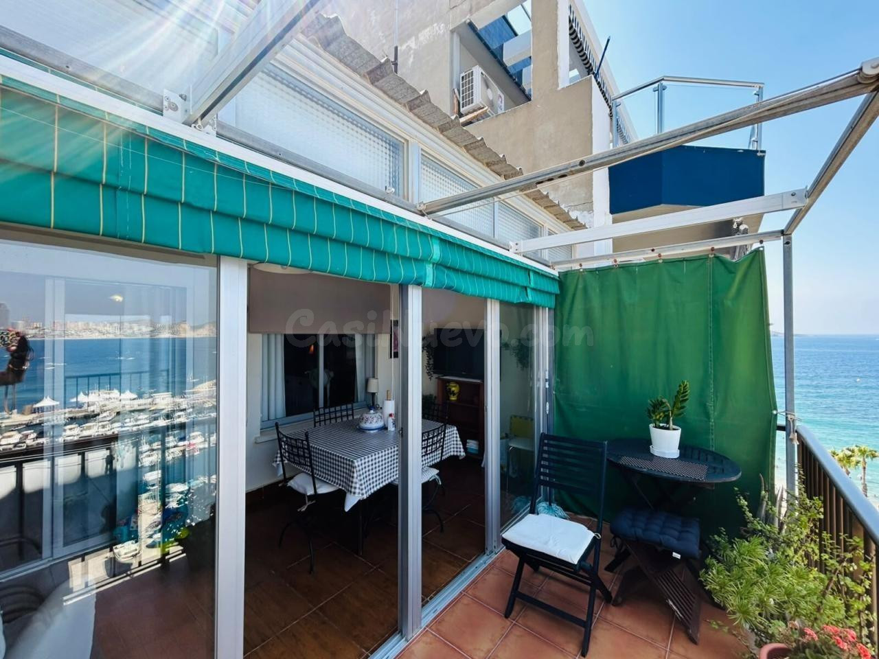 Apartamento dúplex de 3 dormitorios sobre la bahía de Benido - foto 4