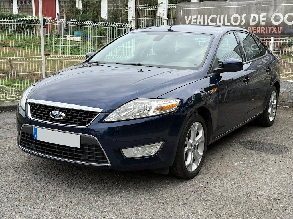 Ford Mondeo - foto 2