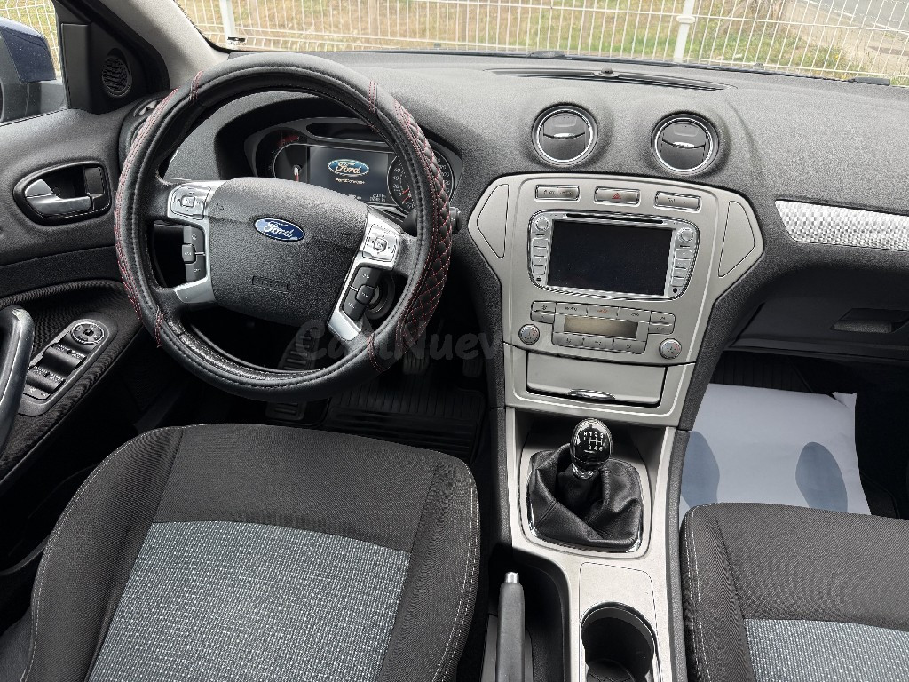Ford Mondeo - foto 4