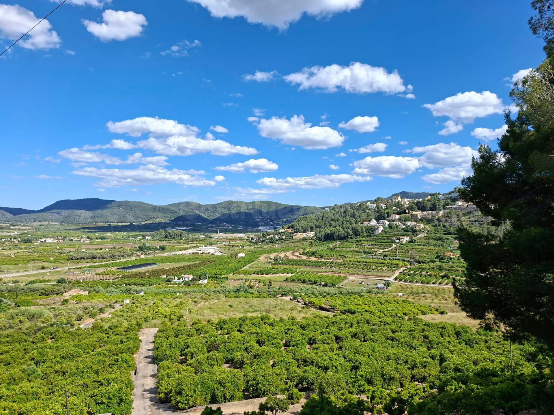 ACTIVO EN VENTA – COMPLEJO TURÍSTICO EN SIERRA D´ADOR (VALENCIA)