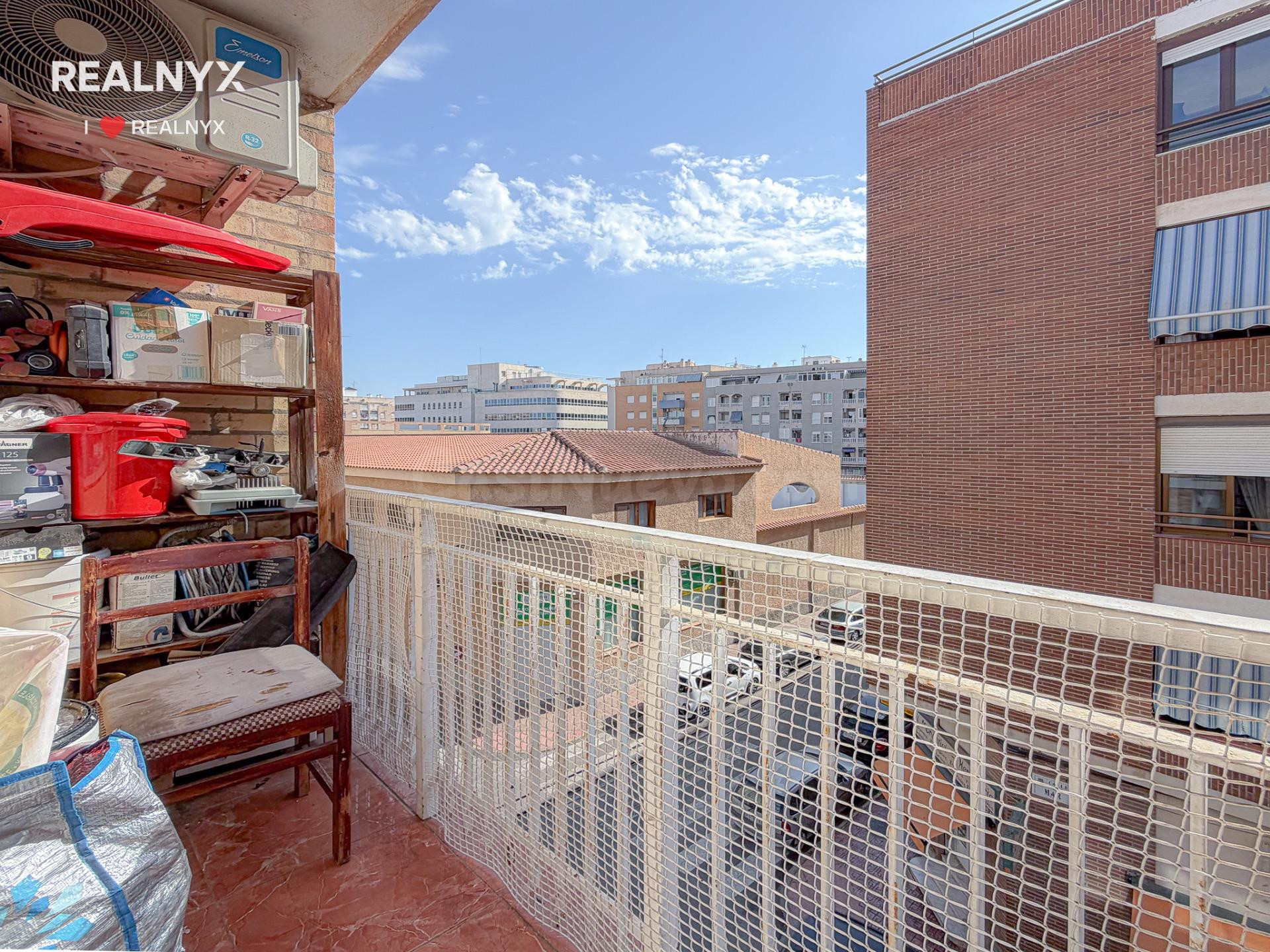 ¡Oportunidad! Amplio apartamento completamente exterior y en - foto 2