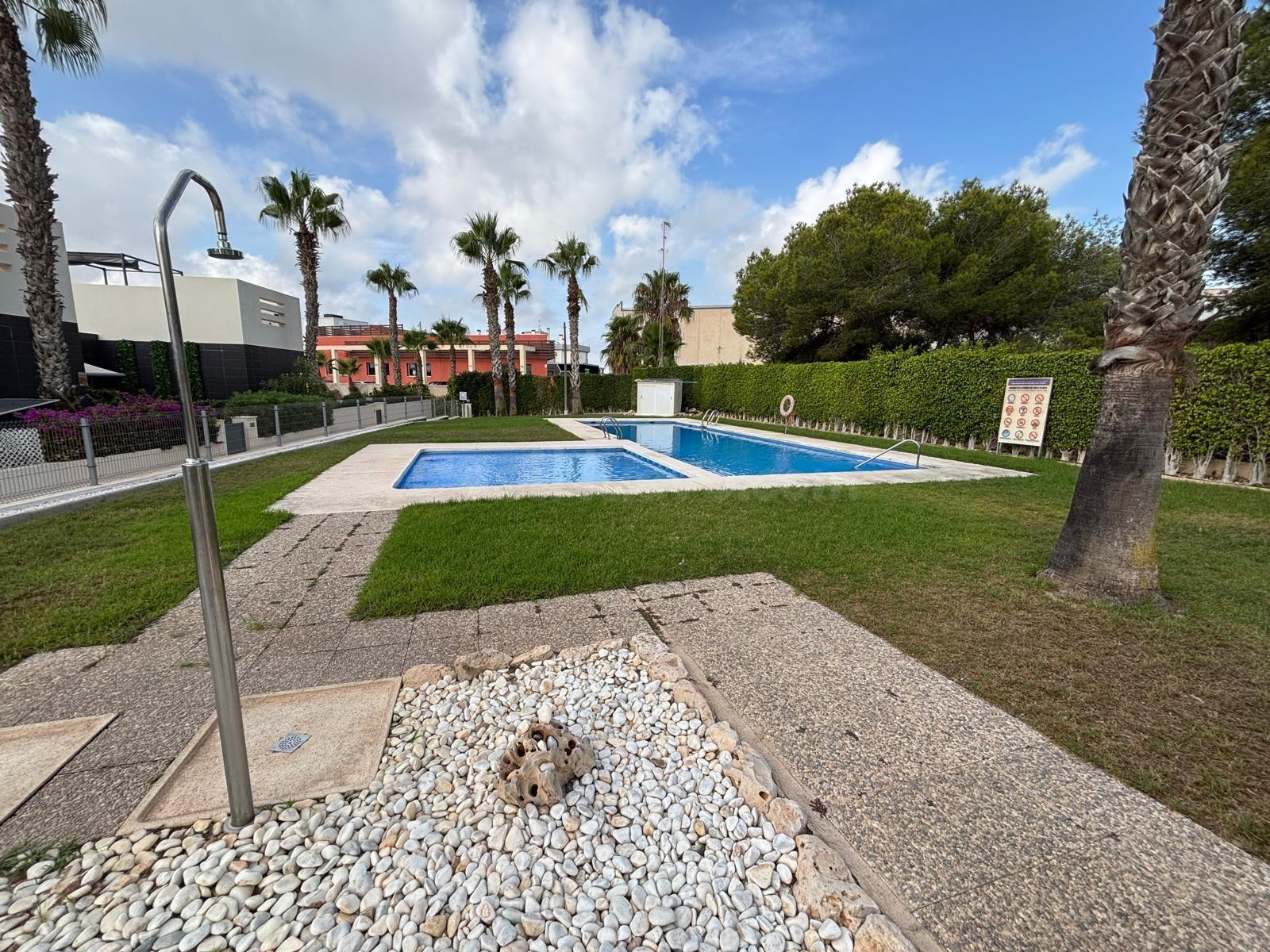 Exclusivo adosado estilo Murano en Villamartín - foto 3