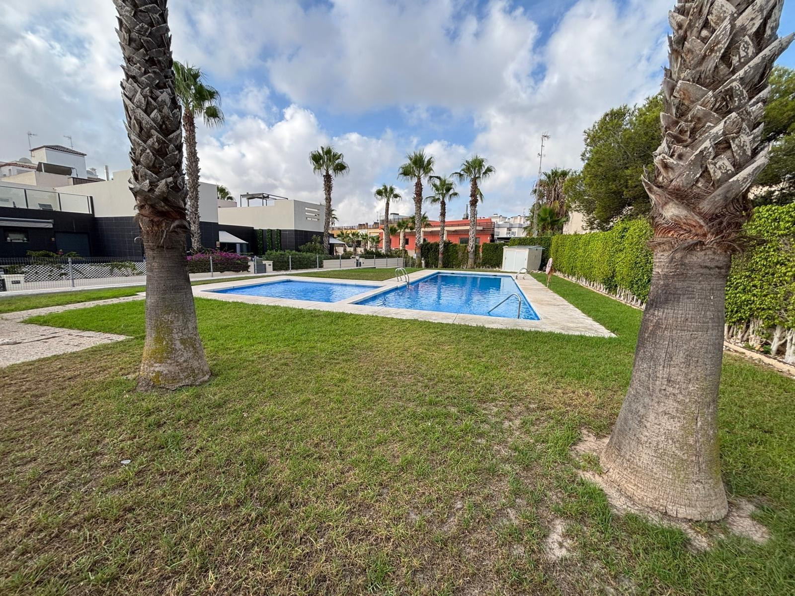 Exclusivo adosado estilo Murano en Villamartín - foto 4