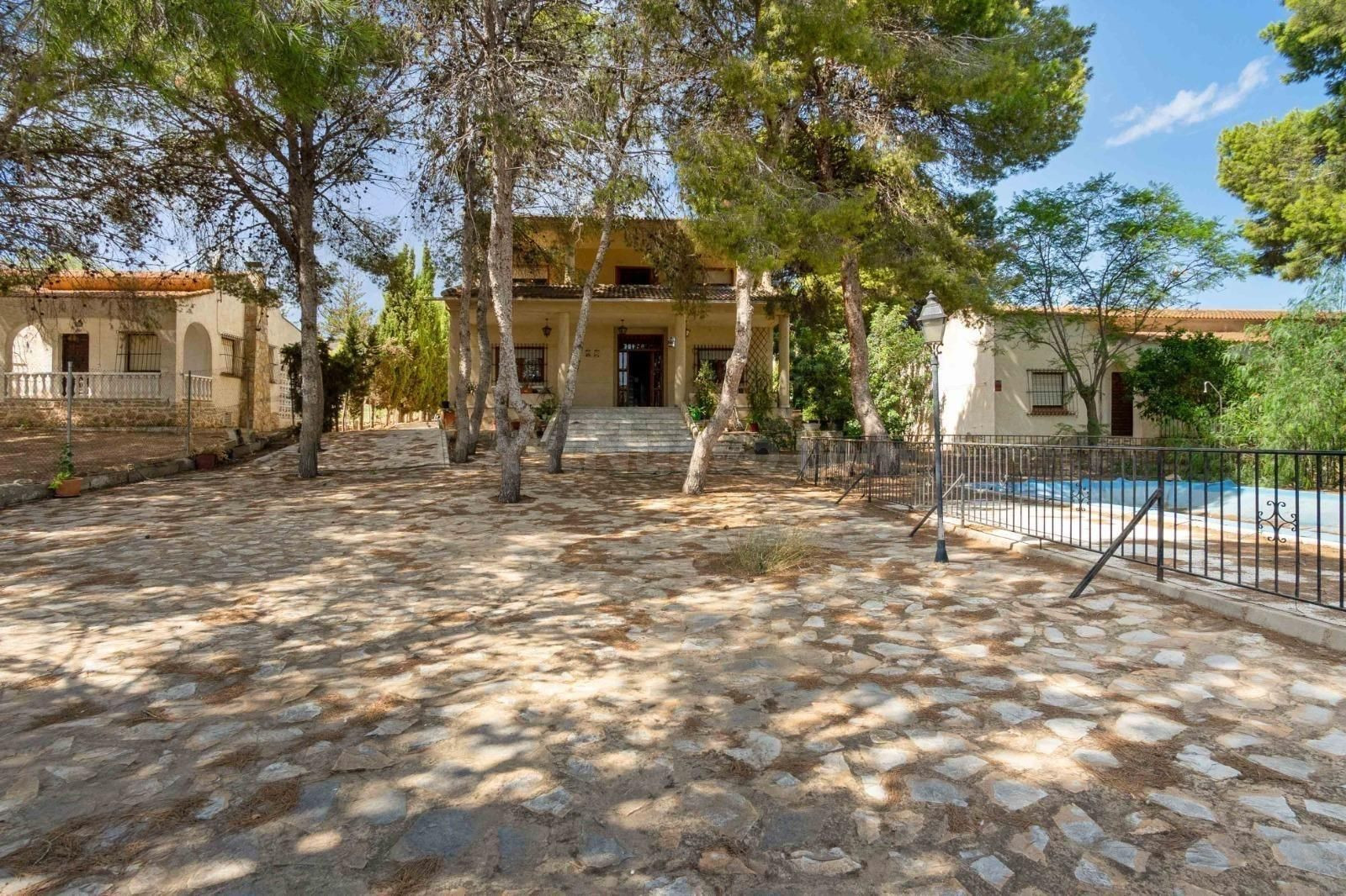 Villa 6 habitaciones 350m² en venta - La Ciñuelica