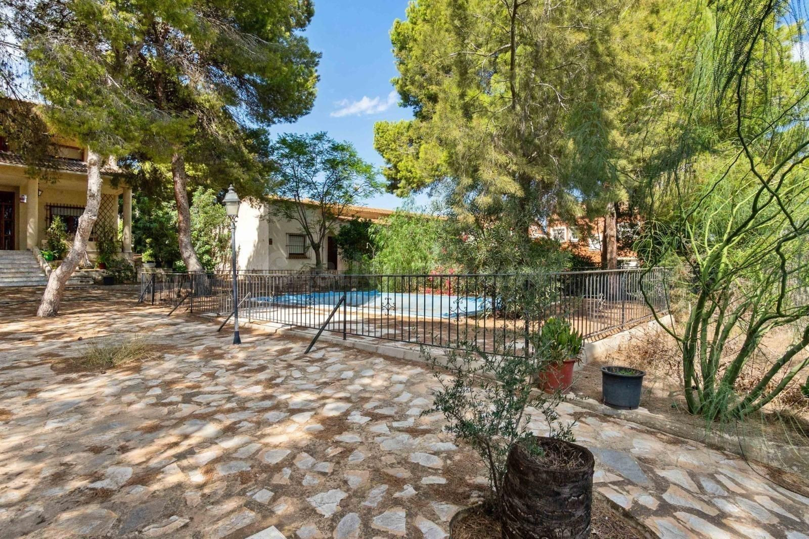 Villa 6 habitaciones 350m² en venta - La Ciñuelica - foto 3