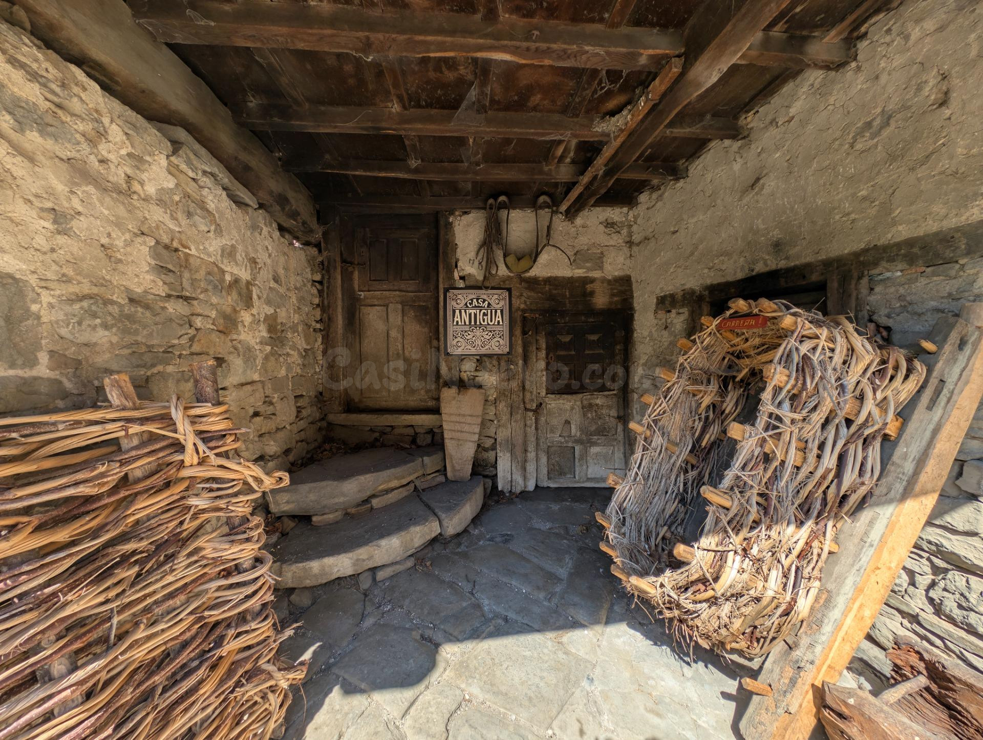 CASA DE PIEDRA CON ESENCIA ASTURIANA Y HUERTA - EN EL PINO,  - foto 5
