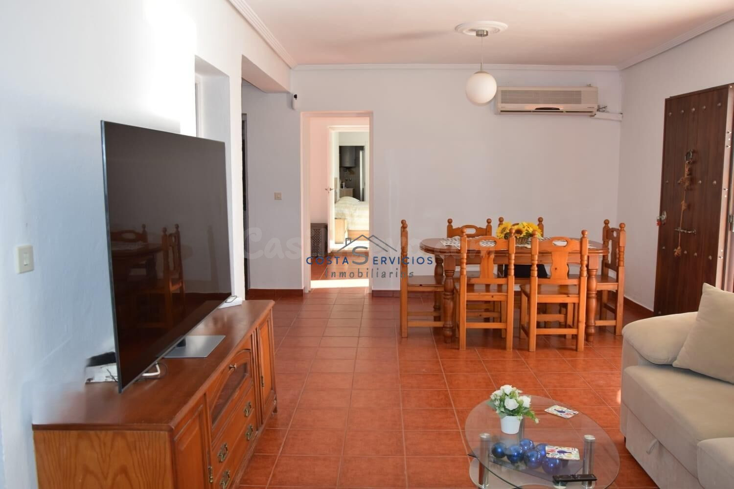 Finca con vivienda reformada y piscina - foto 5