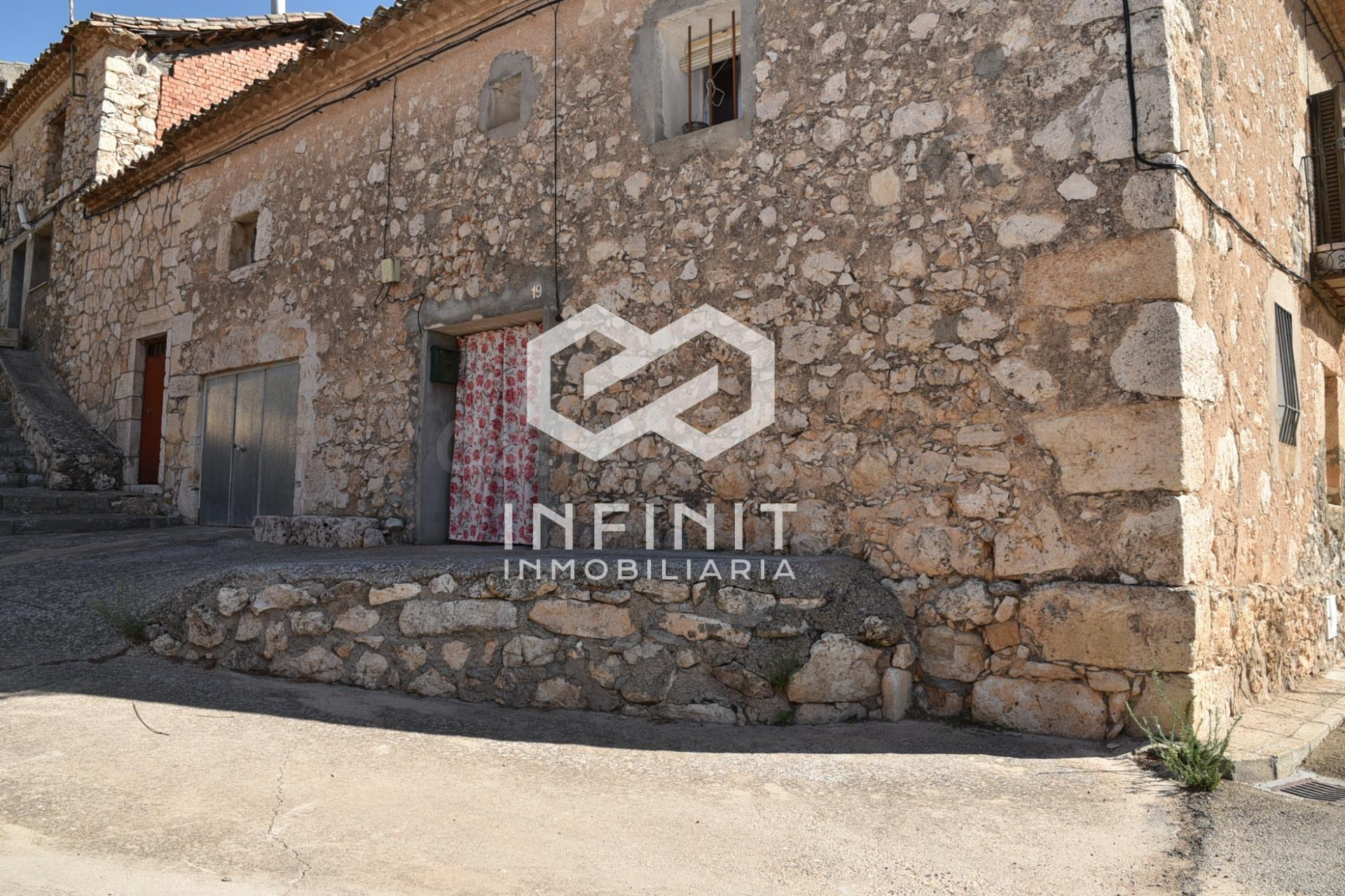 Muduex te abre las puertas de una casa con encanto y futuro. - foto 5