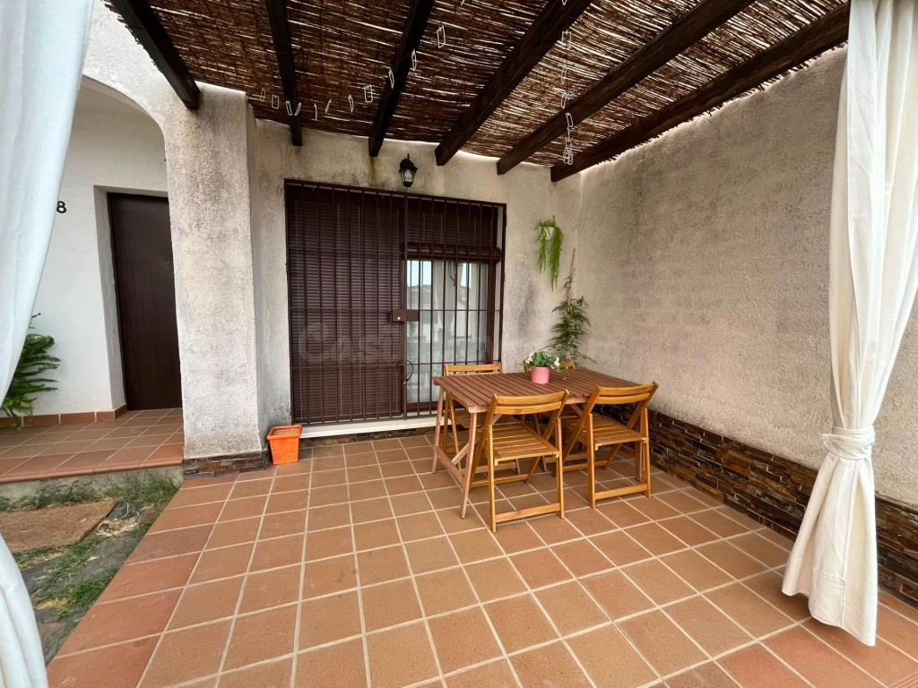 Bonita casa adosada en El Ronquillo con Licencia Turística!! - foto 2