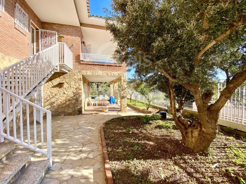 Chalet Independiente en Lloret de Mar - foto 5