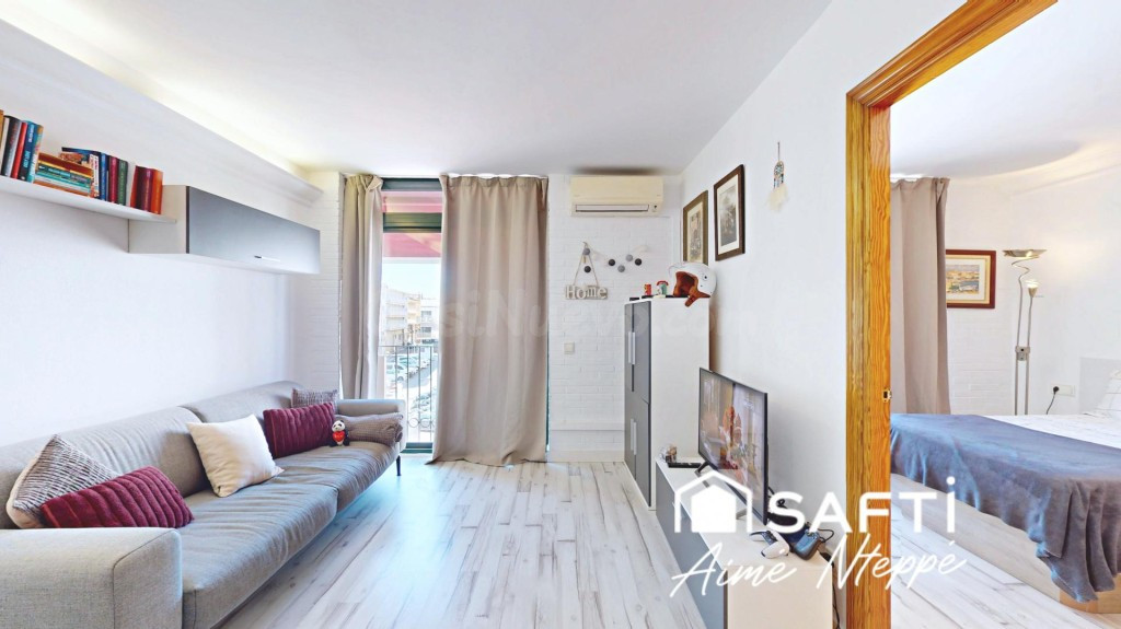 Apartamento Cosy, Luminoso 20 m2 de Solarium y Vistas Panorámicas al Mar