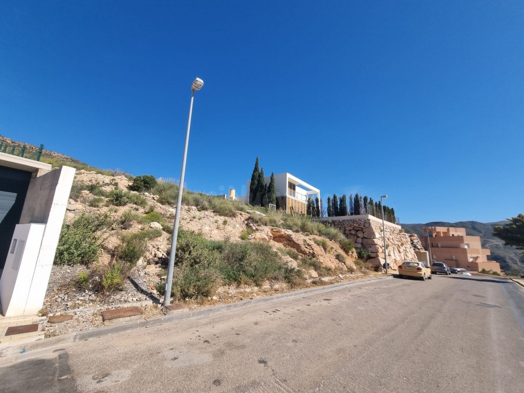 Solar residencial en Venta en Envia, La Almería - foto 4