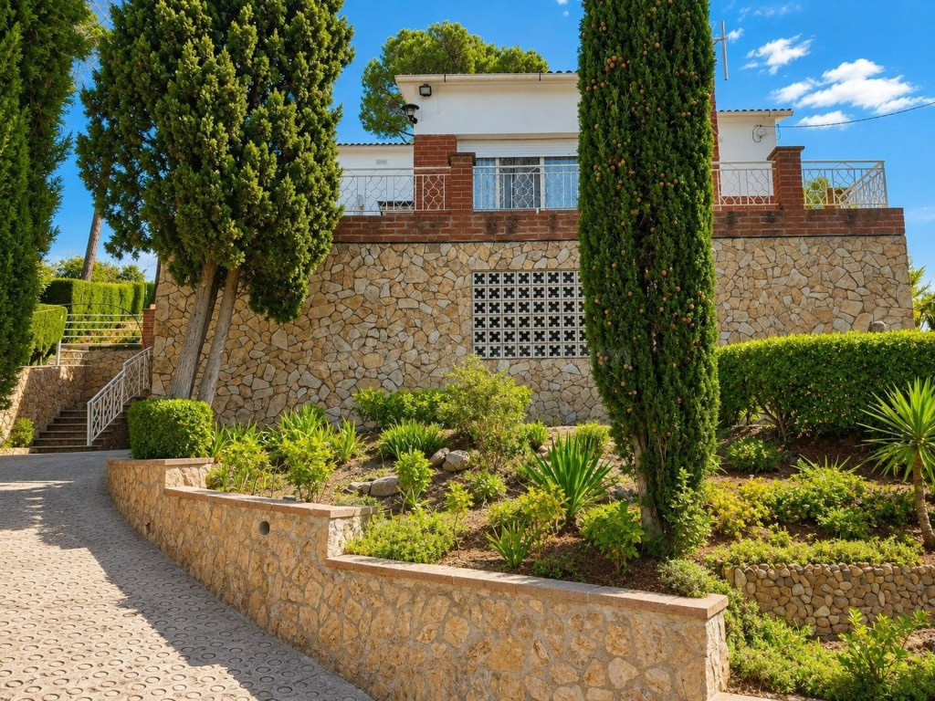 CHALET EN VENTA EN MAÇANET DE LA SELVA – TRANQUILIDAD, ESPAC - foto 2