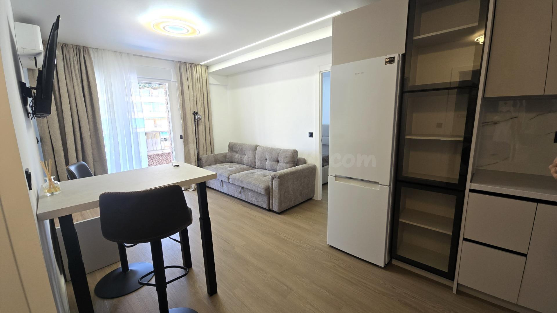 Apartamento reformado en Punta Prima, Torrevieja - foto 2