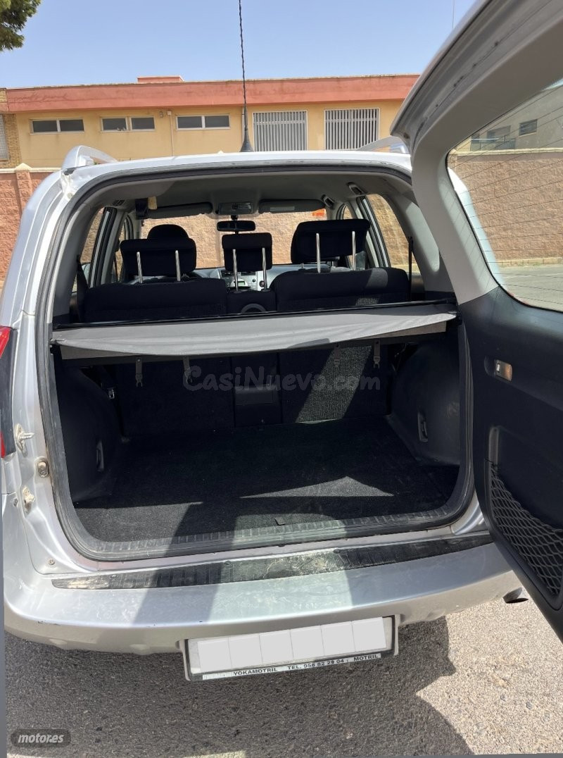Toyota RAV 4 - foto 5