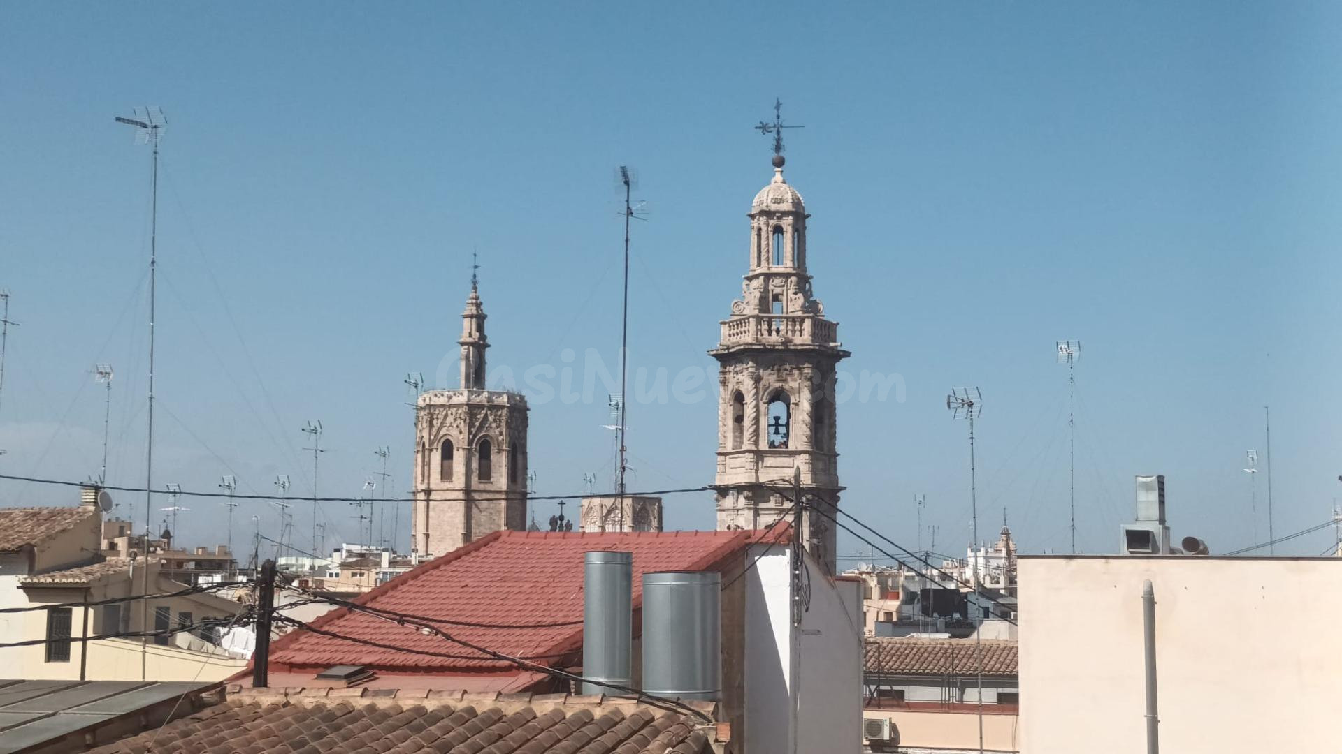Vive en pleno centro de Valencia, con luz, amplitud y vistas al Miguelete