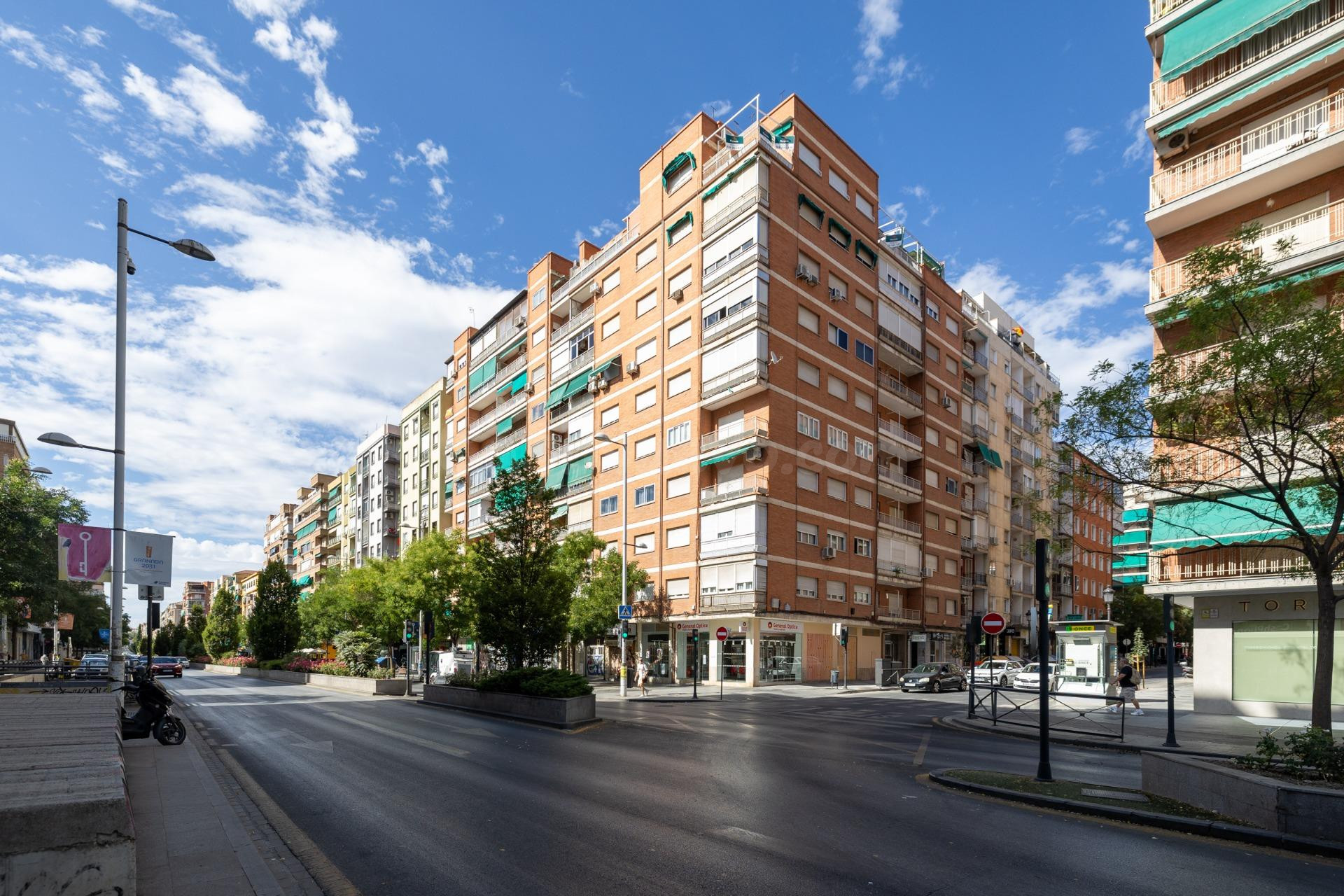Piso 4 habitaciones 100m² en venta - Gran capitan - foto 2