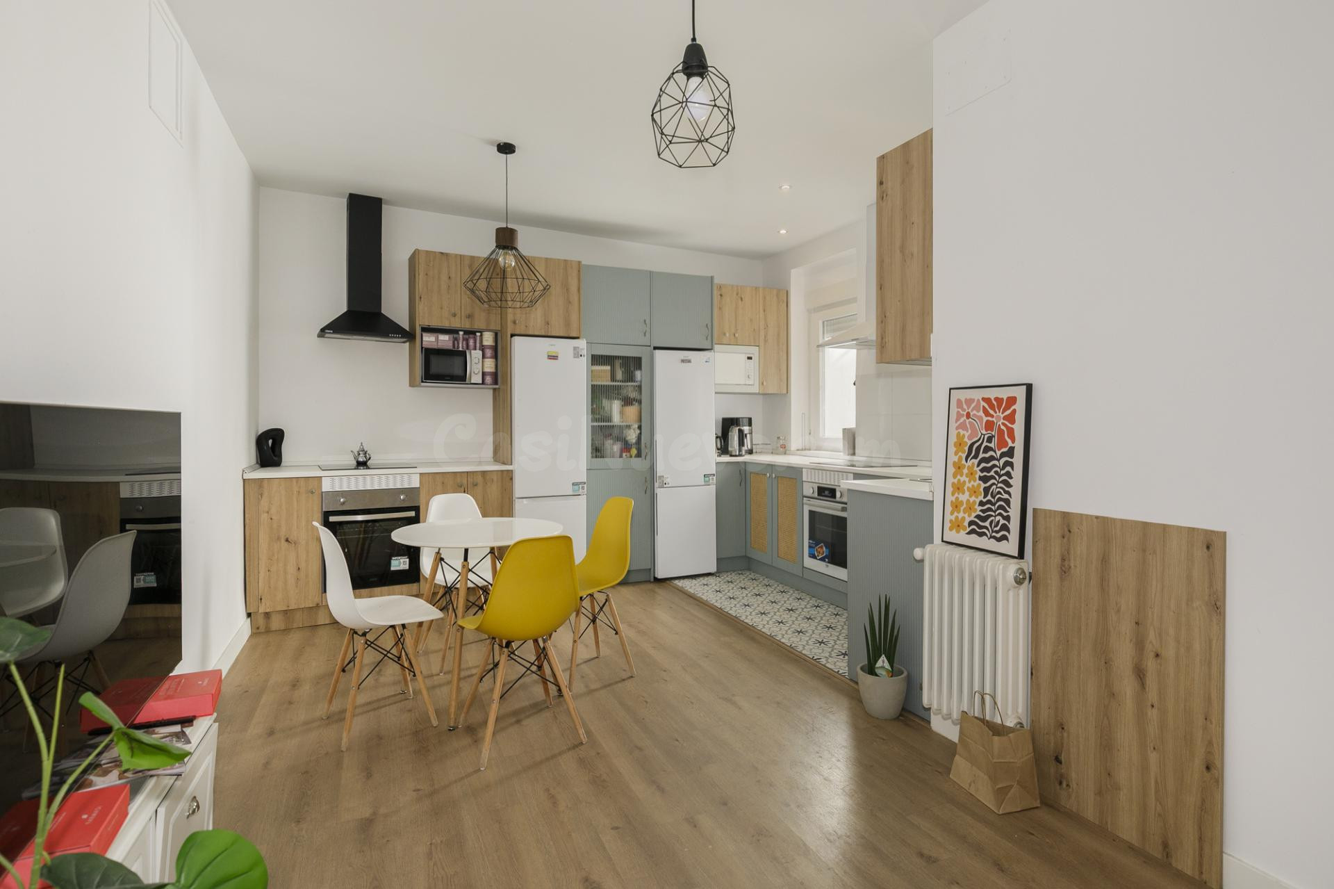 ✨ EXCLUSIVO PISO DE 253 m2 EN GRANADA CENTRO – 2.800 €/MES D - foto 2