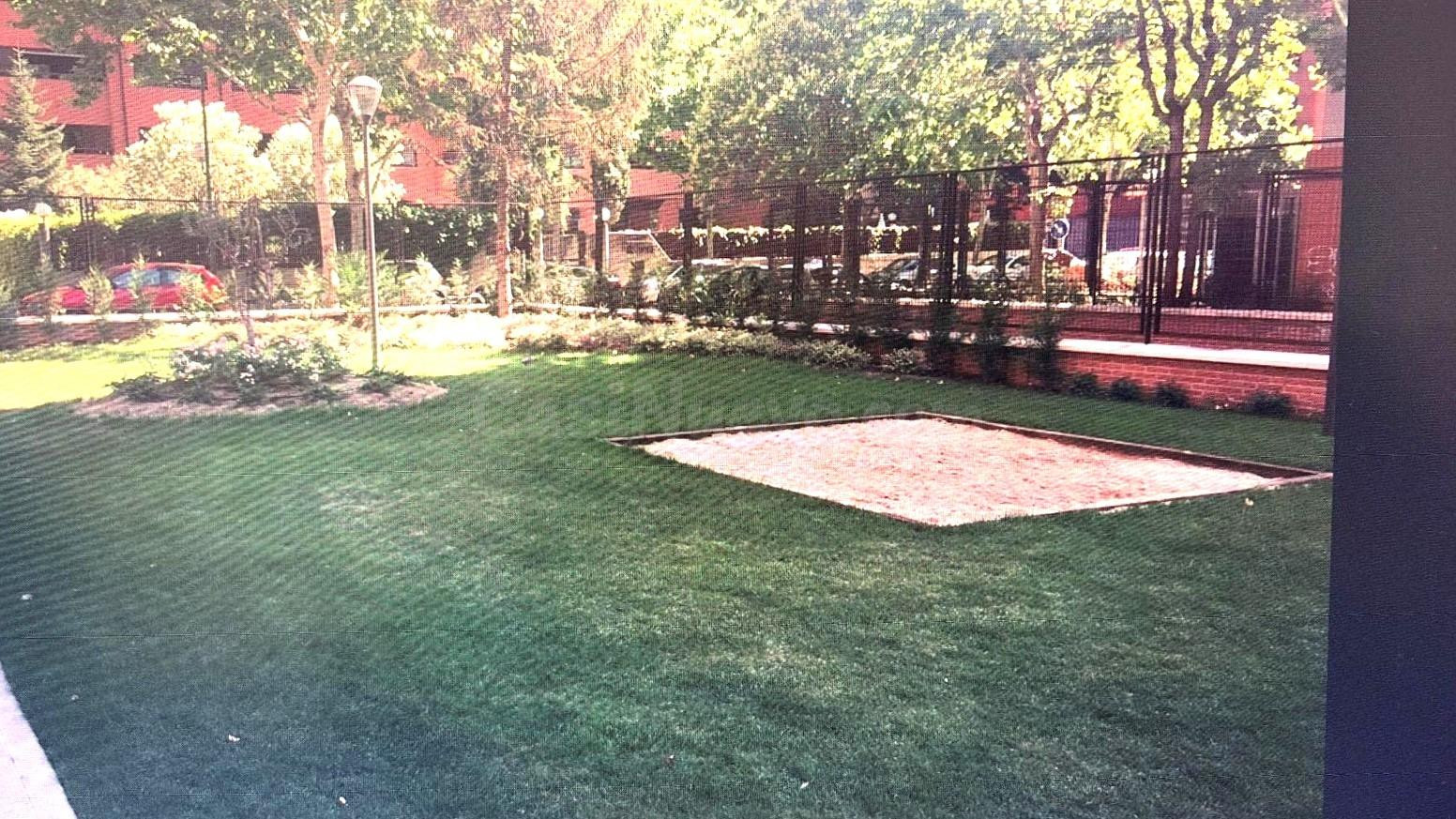 Piso en Urbanización con piscina, garaje en Corazón de María - foto 4