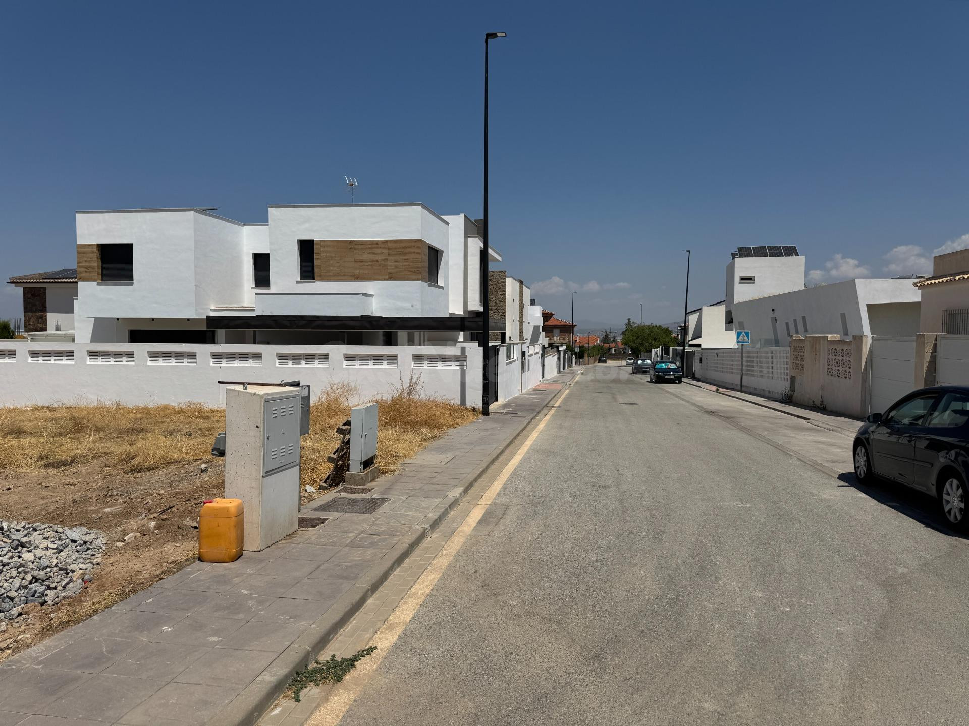 Terreno urbano en Ogíjares cerca del centro de salud - foto 5