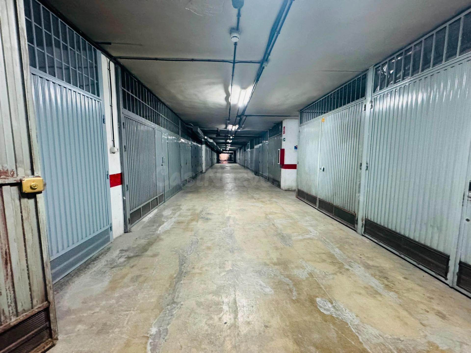 Garaje 15m² en venta - Camino bajo de huetor - foto 4