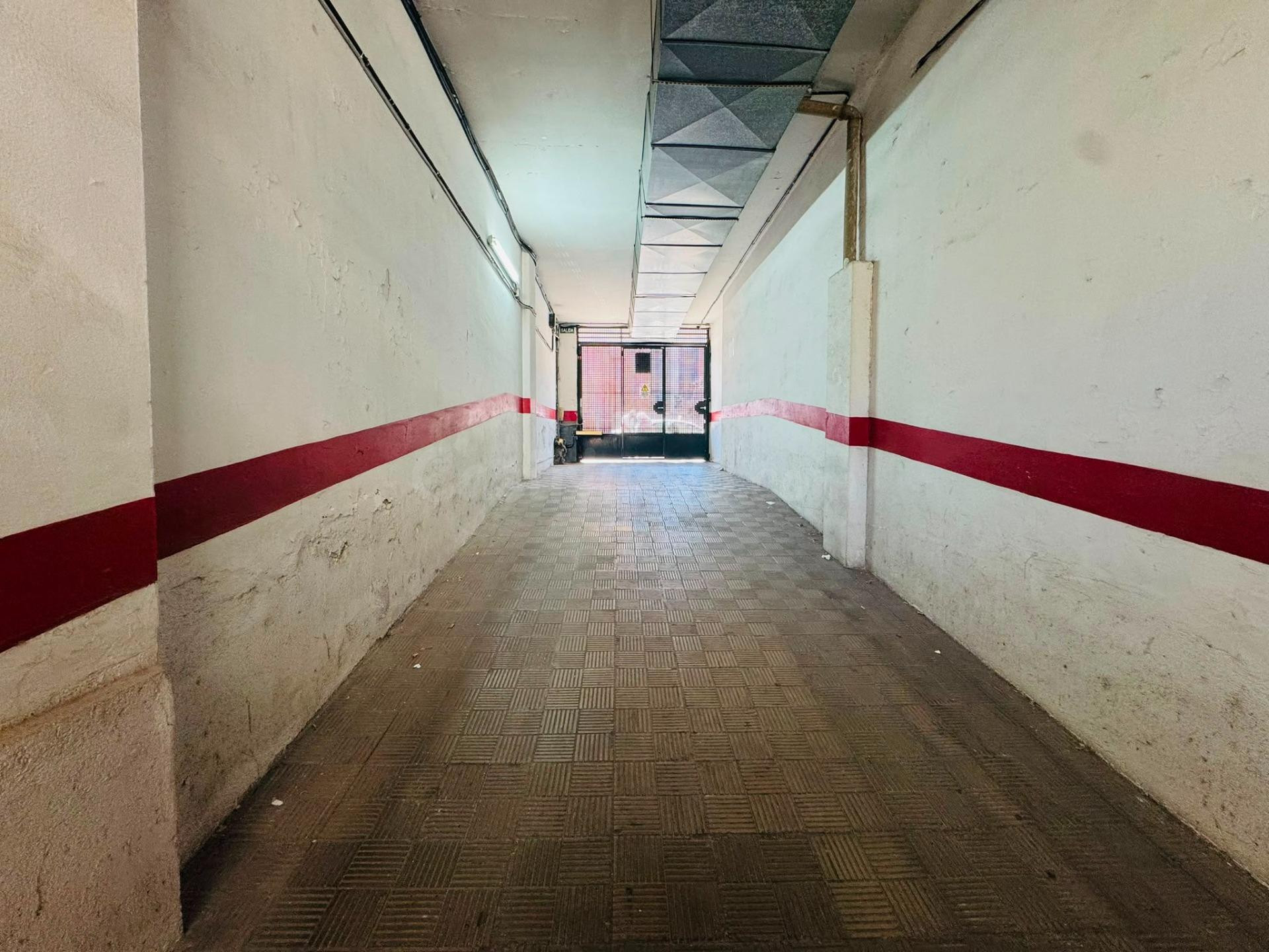 Garaje 15m² en venta - Camino bajo de huetor - foto 5
