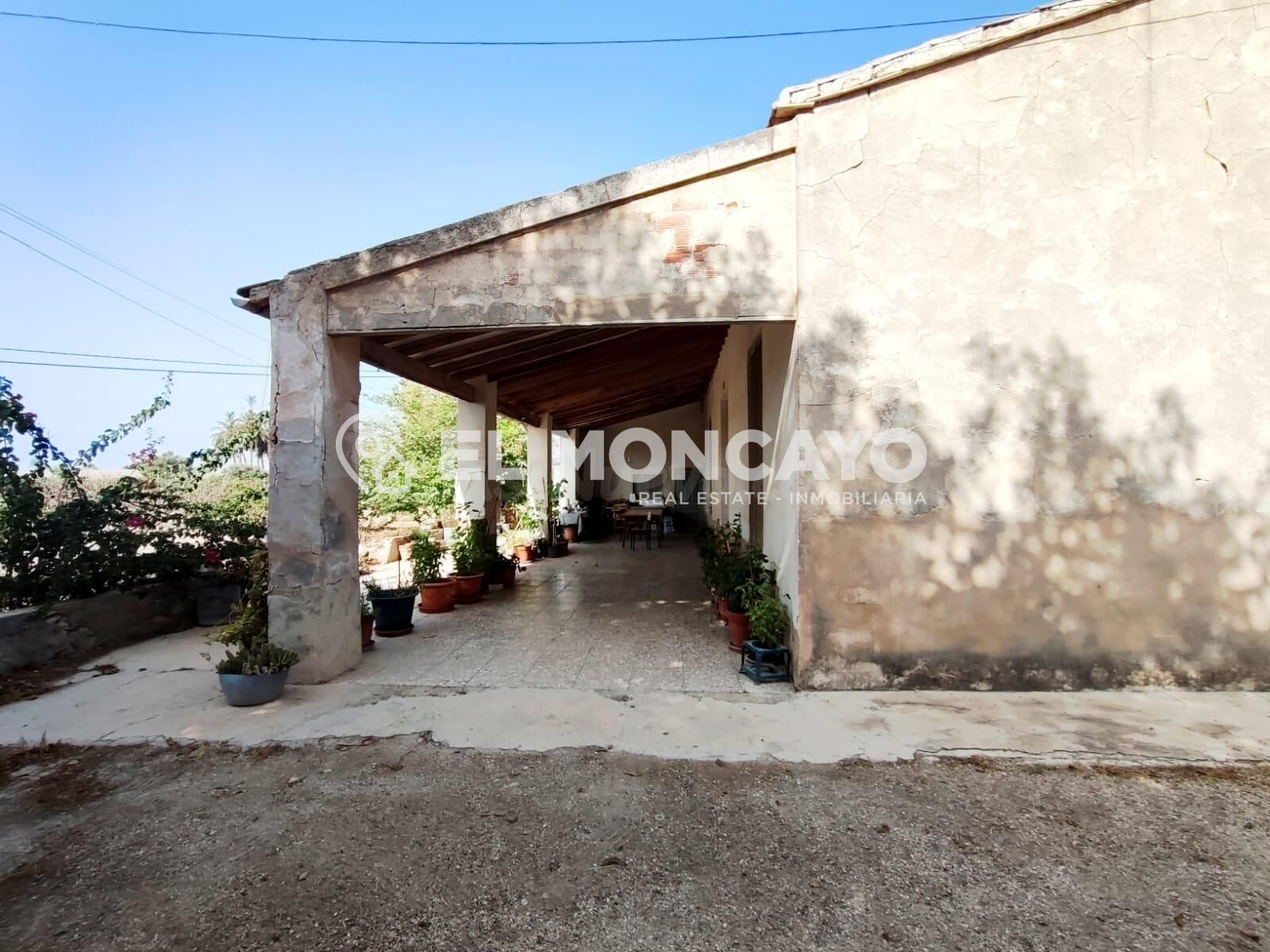 Fantástica casa rural con terreno muy cerca de la ciudad de  - foto 5