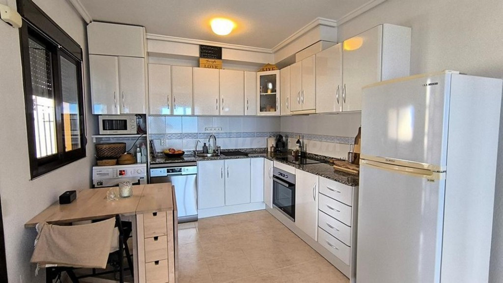 Venta de piso en Ciudad quesada, de 77m2 con 2 dormitorios y - foto 5