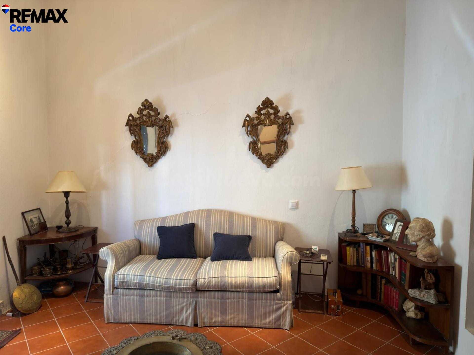 Casa con Encanto de 180 m2 con Patio y Gran Porche en el Cen - foto 5