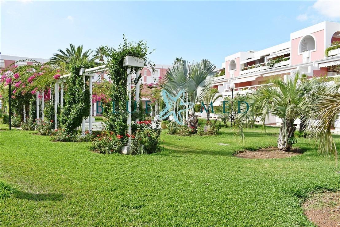 APARTAMENTO REFORMADO EN PRIMERA LÍNEA, RESIDENCIAL CON PISC - foto 2