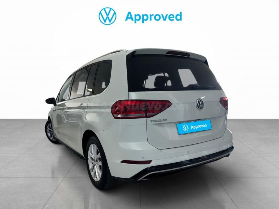 Volkswagen Touran - foto 2