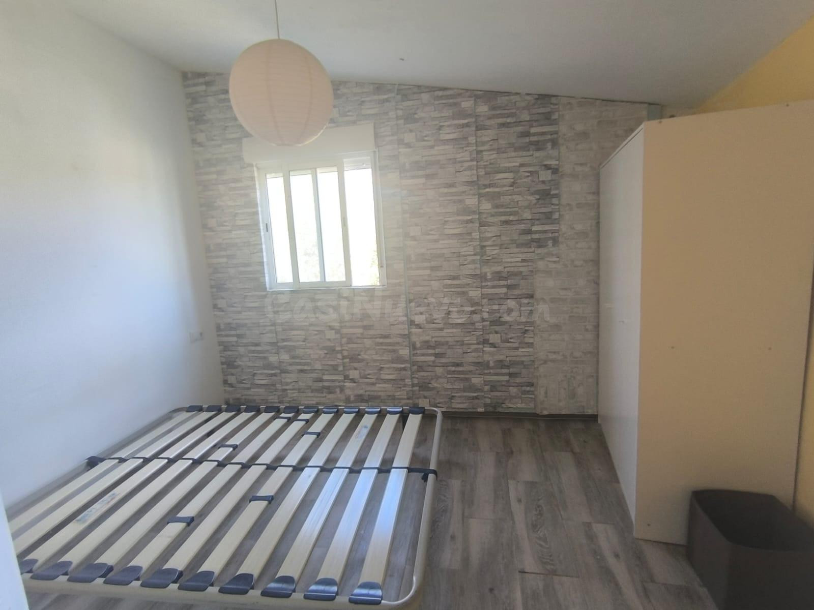 CASA PLANTA BAJA AMUEBLADA EN ALQUILER CON TRASTERO Y JARDIN - foto 5