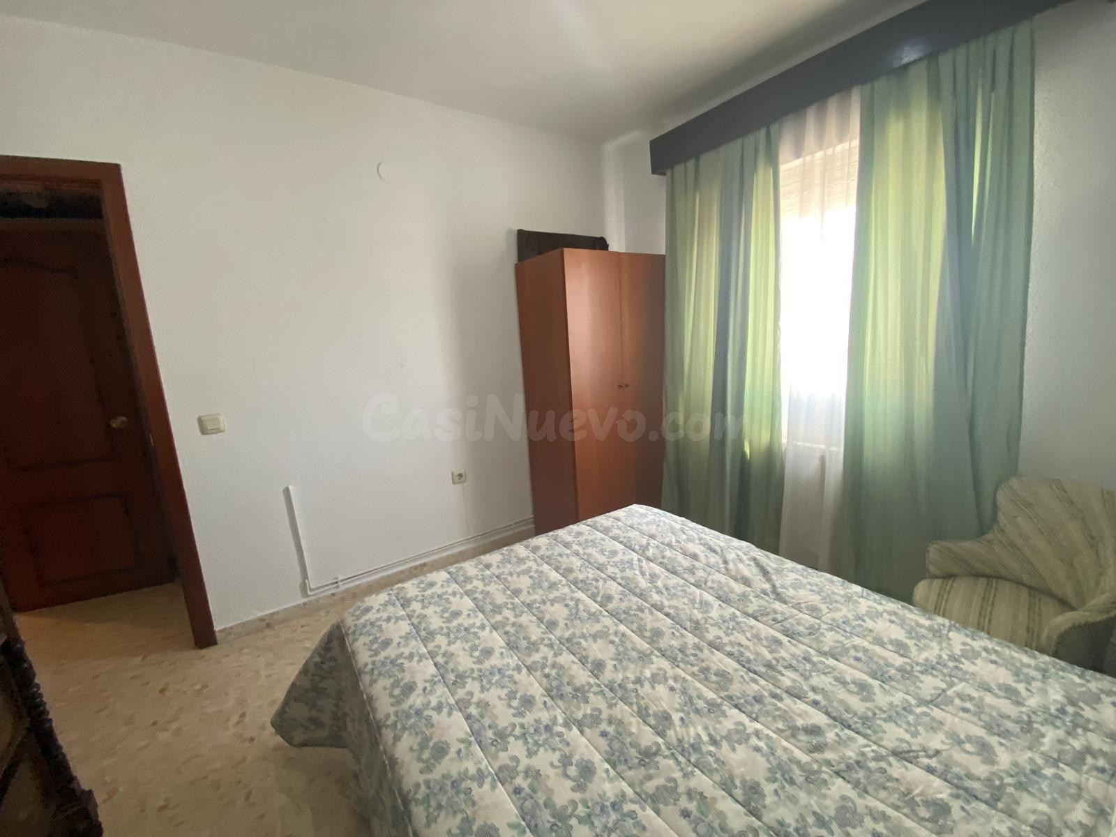 ALQUILER PISO PARA ESTUDIANTES EN SAN FERNANDO 3 DORMITORIOS - foto 4