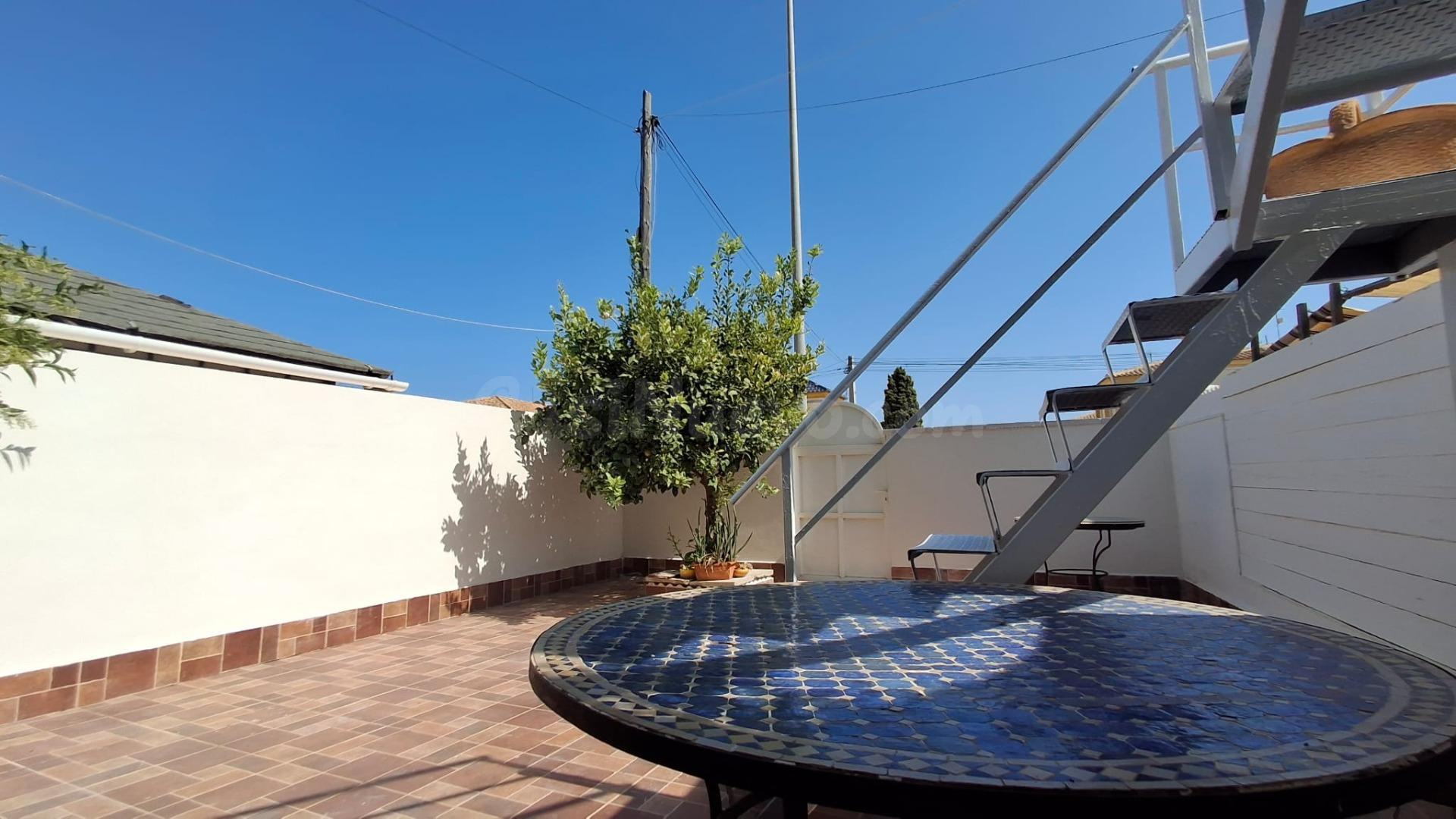 Una vivienda reformada con excelentes espacios exteriores, s - foto 5