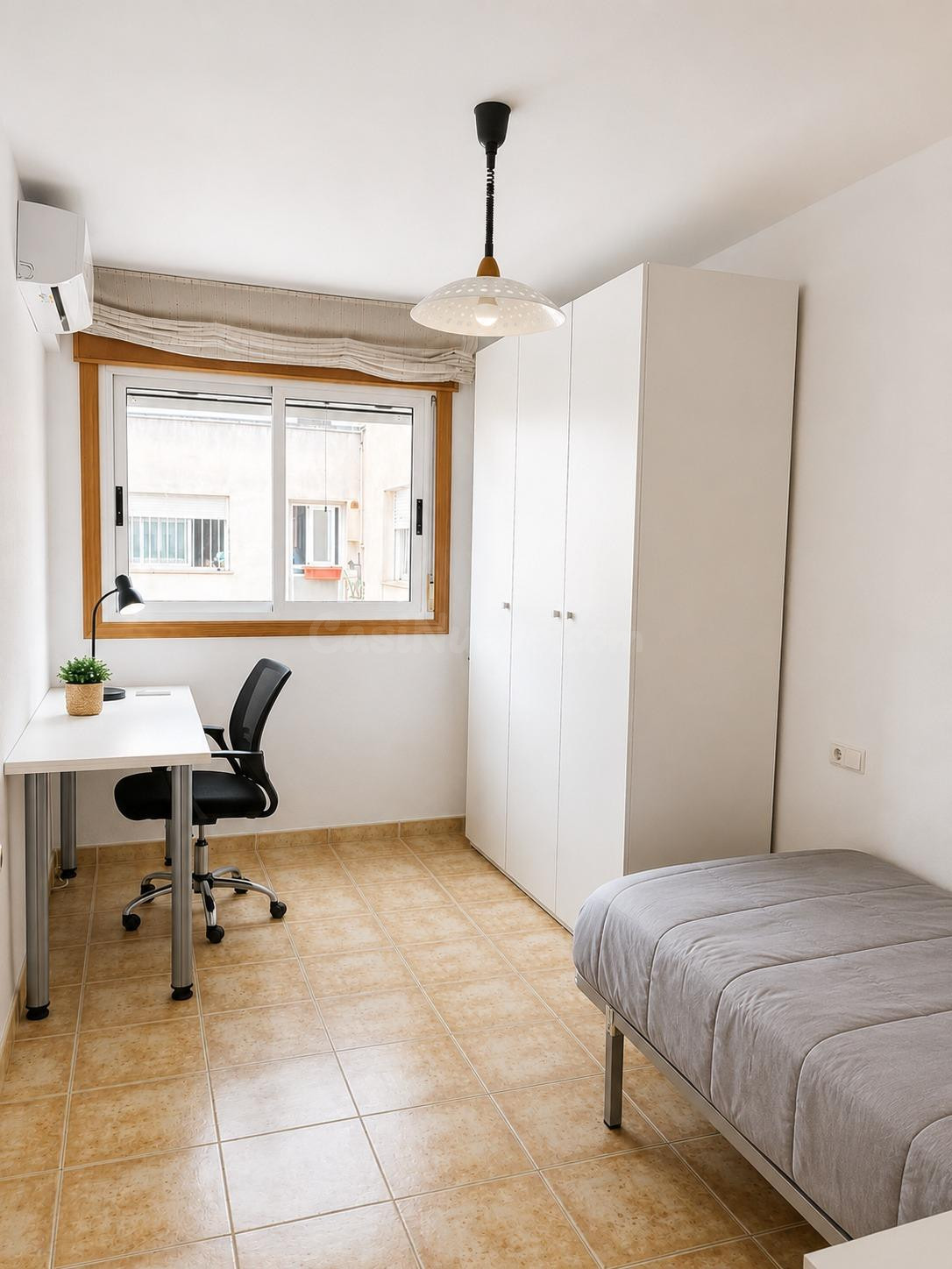 ¡Habitación Perfecta para Chicas Estudiantes en Guadalupe, Murcia! €275