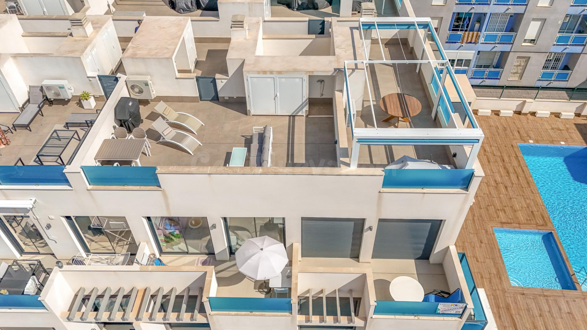 Ático 1 habitación 40m² en venta - Estacion de autobuses - foto 3