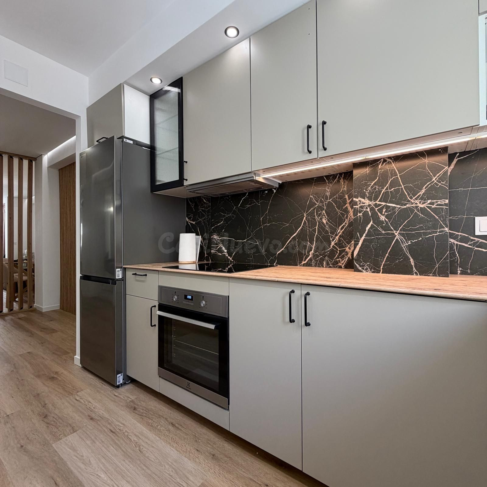 Apartamento 2 habitaciones 78m² en venta - Estacion de autob - foto 5