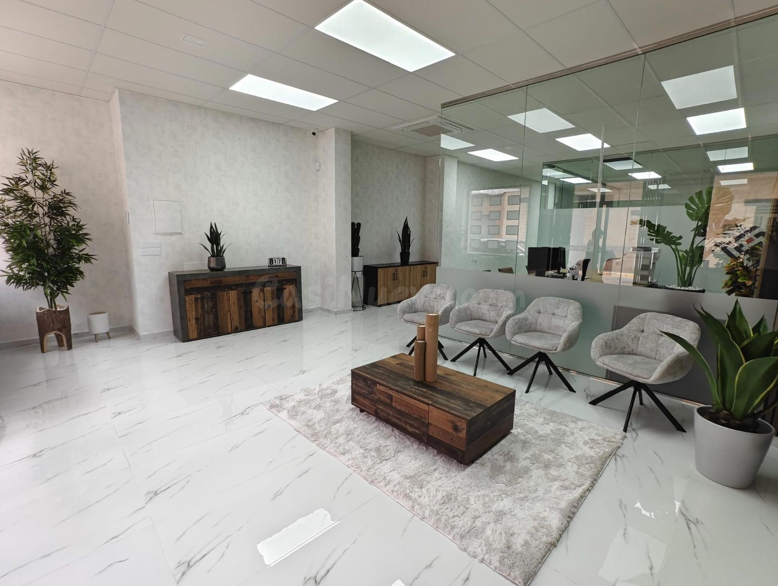 Local comercial 110m² en venta - Pueblo 8