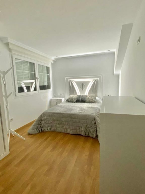 Villa 3 habitaciones 145m² en venta - Casco urbano - foto 5