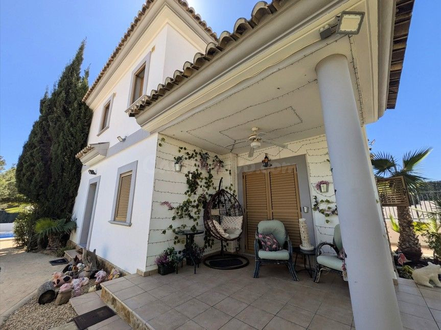 Villa 3 habitaciones 180m² en venta - Sierra cortina - foto 2
