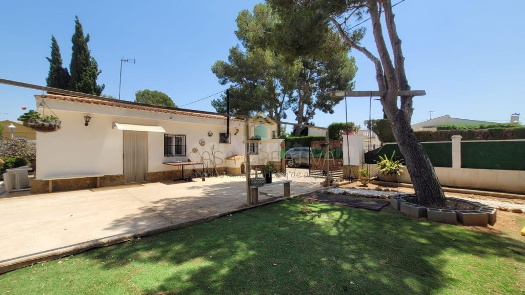 CHALET EN ALQUILER TEMPORAL EN BÉTERA – PARCELA DE 850 m2 –  - foto 5