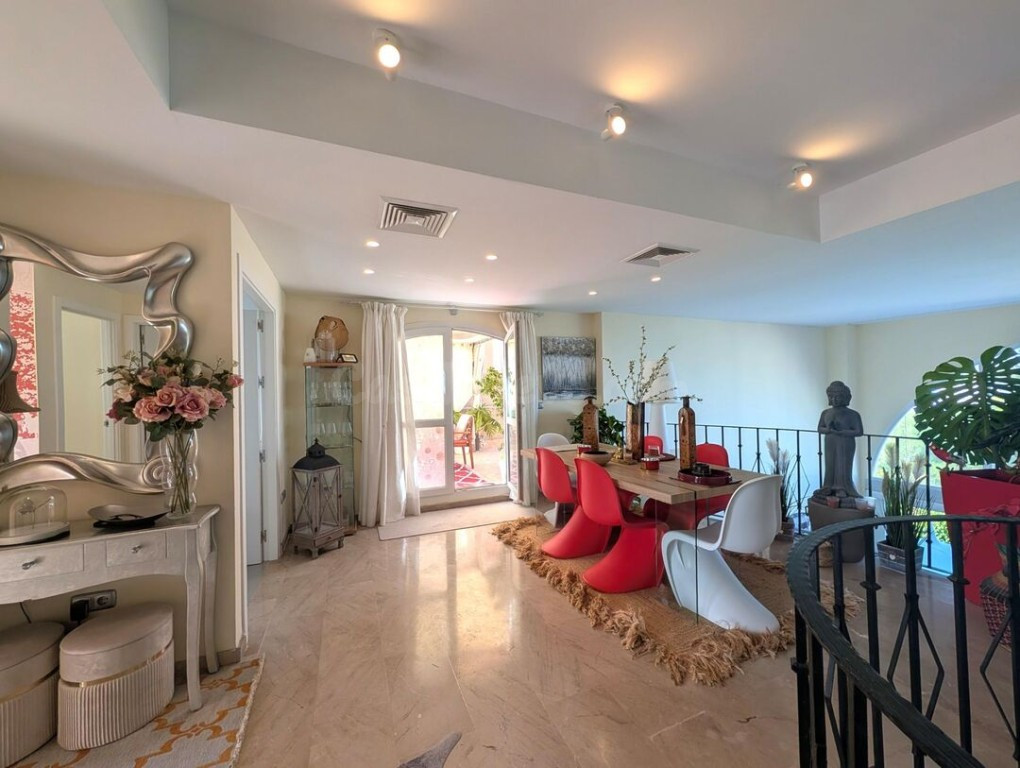 Adosada en Venta en Linea De La Concepcion, La Cádiz - foto 2